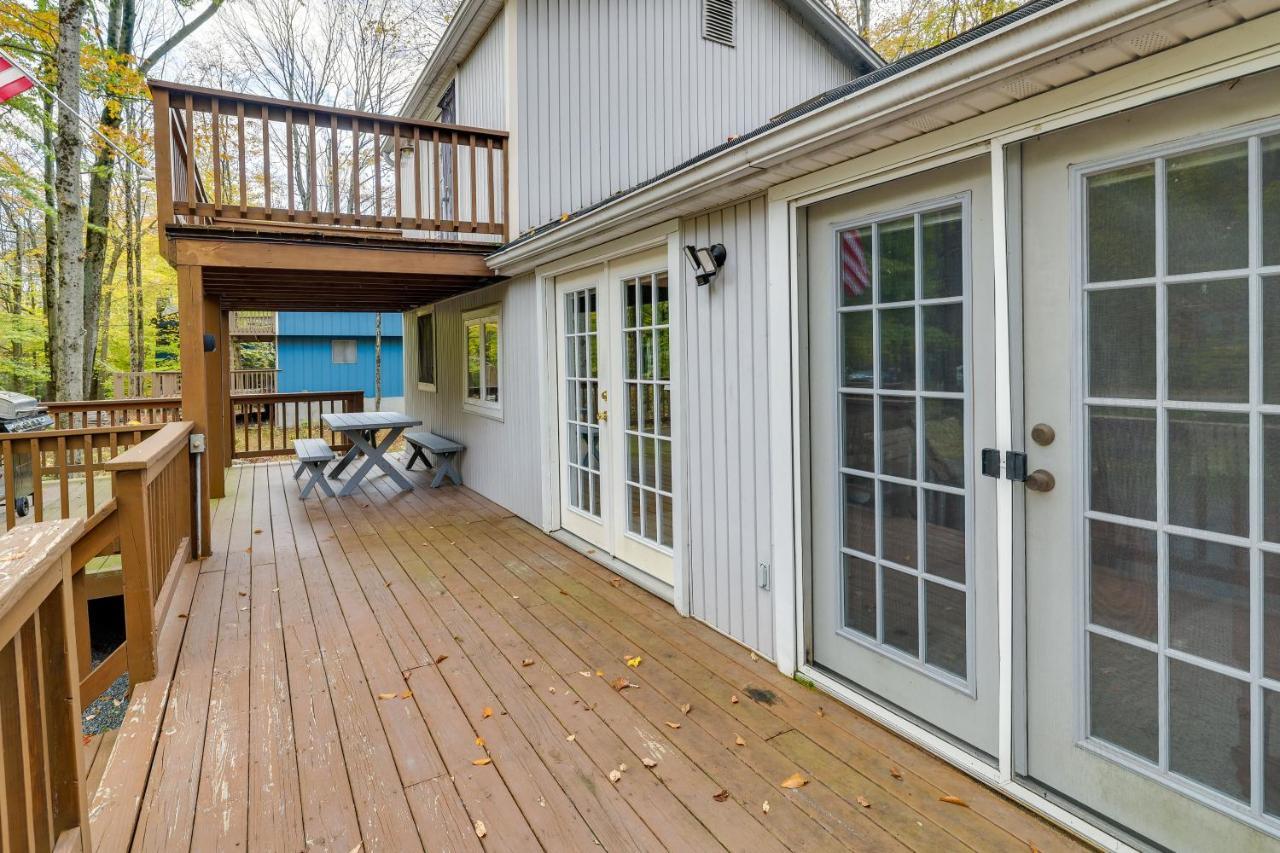 Arrowhead Vacation With Fire Pit! Holiday home